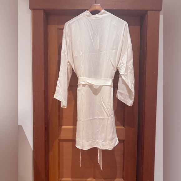 Quince 100% Washable Mulberry Silk Robe, NWT, Various - Picture 3 of 10